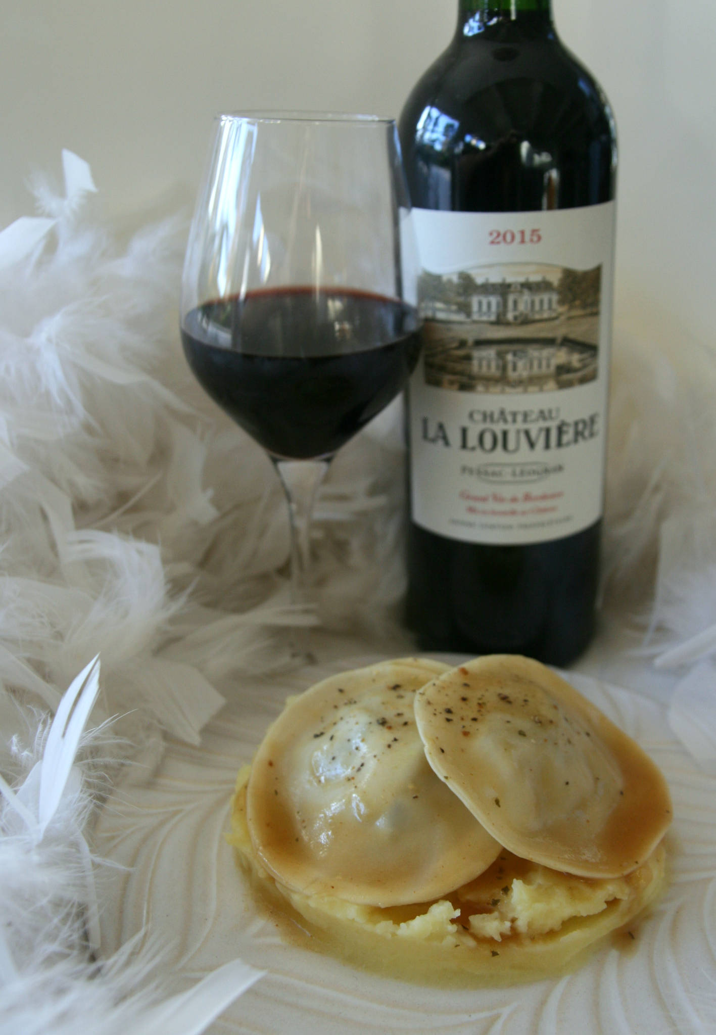 Ravioles de canard au foie gras, Château La Louvière rouge 2015